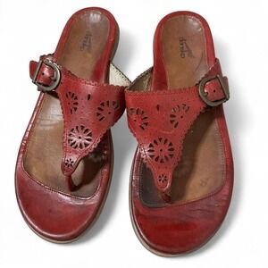 Dansko Red Leather Thong Sandals‎ Adjustable Buckle Cutout Slip On Shoes